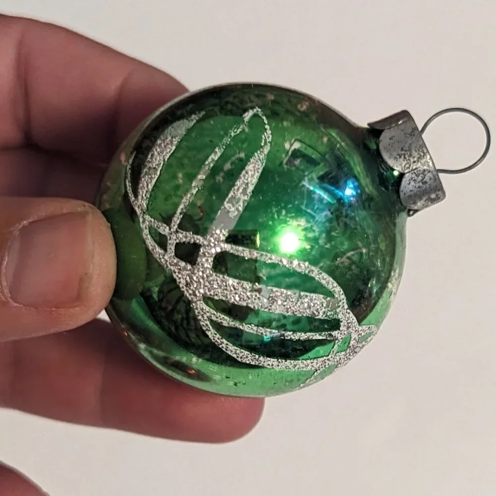 Vintage Mercury Glass Stenciled Snowflake‎ Christmas Holiday Ornament Glitter